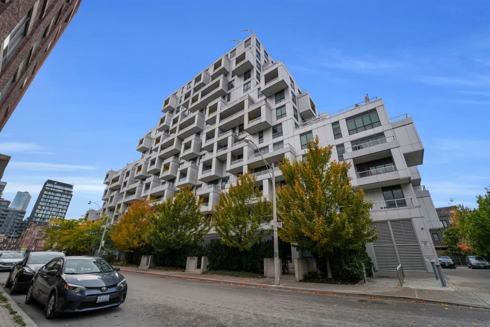 605 - 38 Cameron Street, Toronto